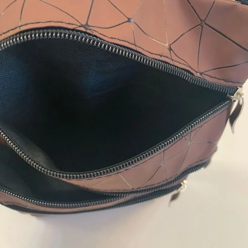 Geometric Four Pocket Crossbody Handbag – Chocolate Brown